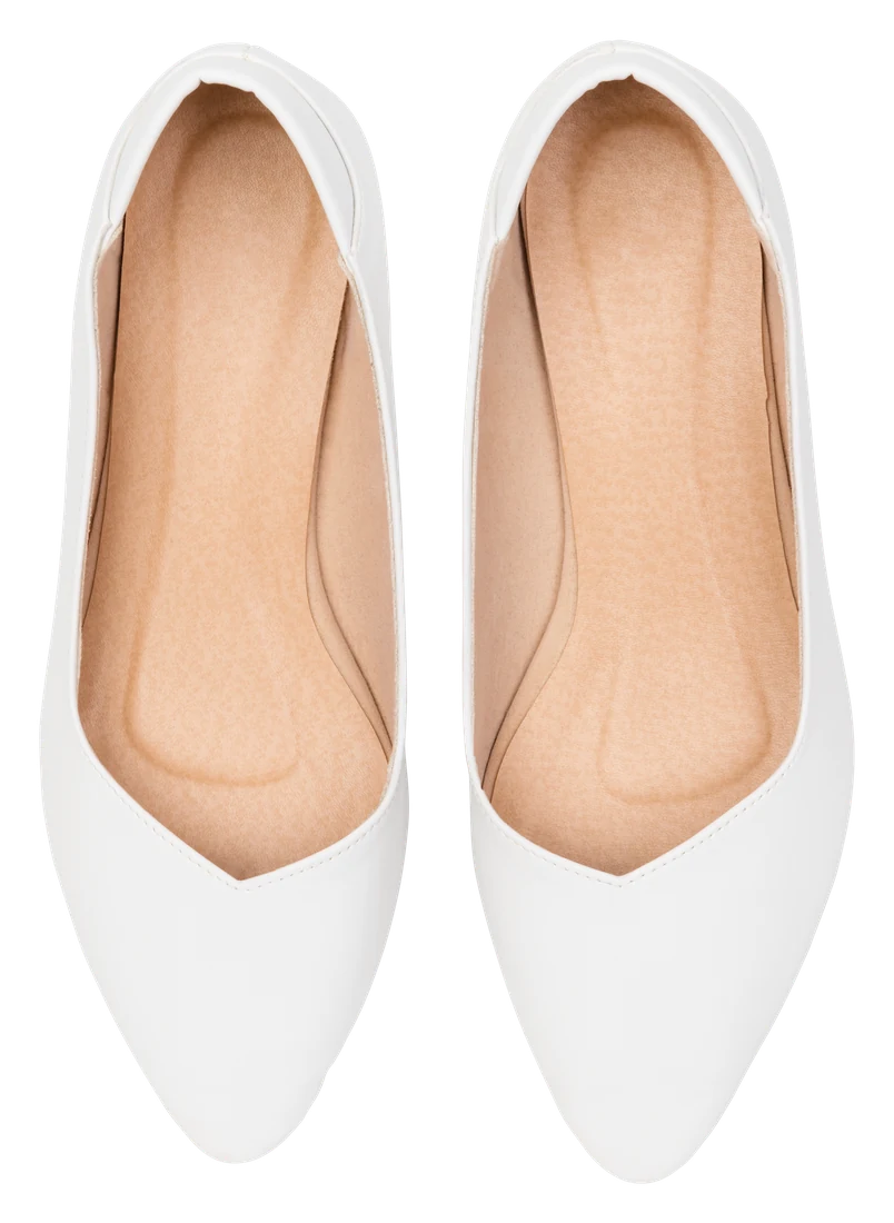 Ivory Pointed Flat